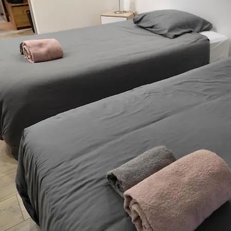 Hébergement de vacances De La Tour